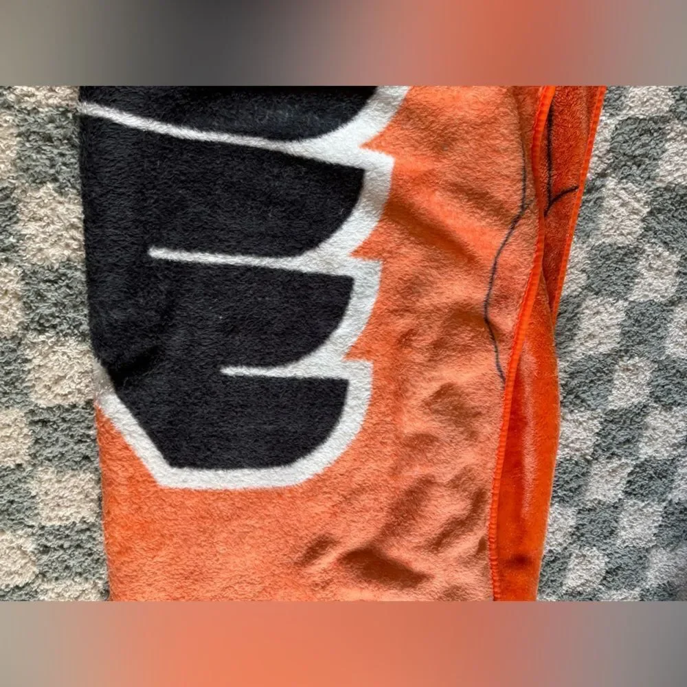 Philadelphia Flyers Hockey Fuzzy Throw Blanket Soft Cozy Warm Orange Black